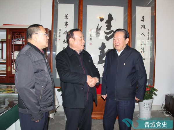 会长李拴纣一行拜访市中共党史学会顾问胡富国